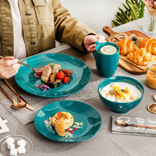 Ebern Designs Daretha Porcelain China Dinnerware Set of 32 & Reviews